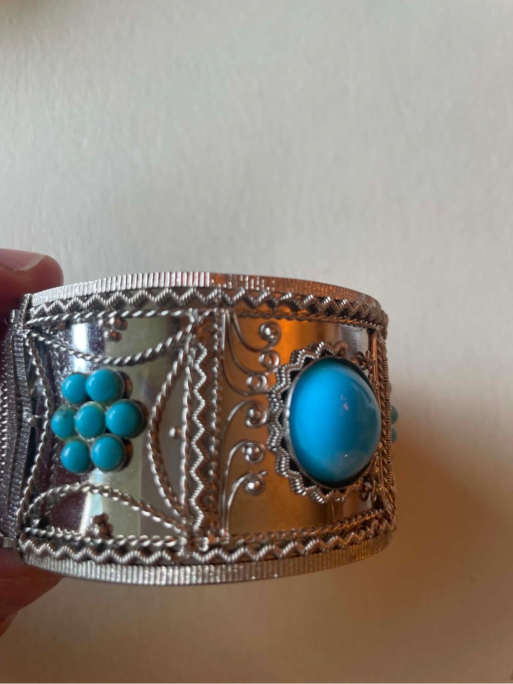 Silver-Tone Faux Turquoise spring loaded Statement Cuff Bracelet - Blue